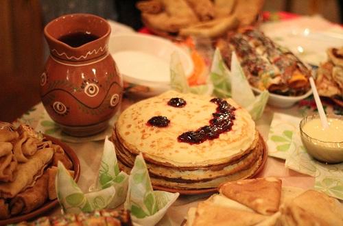 maslenica_blinnyj_pirog